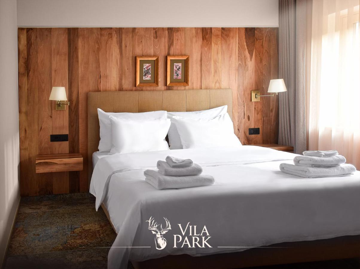 Vila Park Bujtina Hotel Prizren Ngoại thất bức ảnh