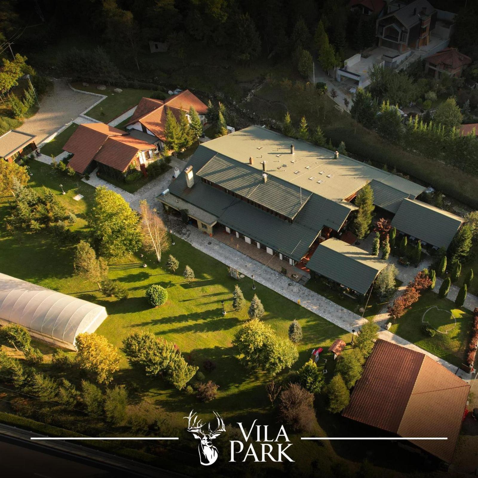 Vila Park Bujtina Hotel Prizren Ngoại thất bức ảnh